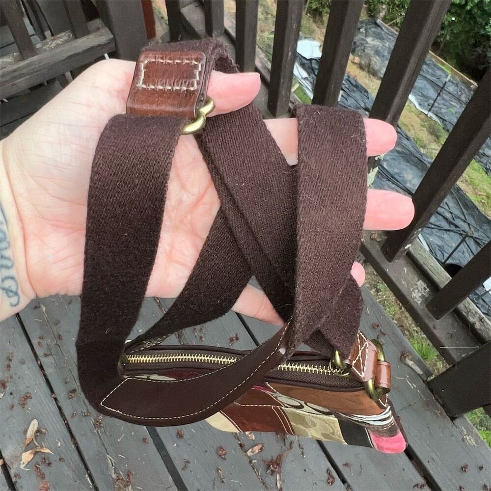 COACH VINTAGE Signature Patchwork Crossbody/Shoulder Bag Limited Edition AUTHNTC - Picture 12 of 13